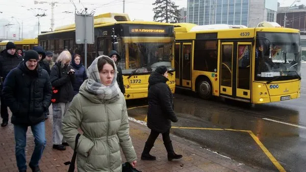 Киевская администрация пересматривает правила движения транспорта во время тревог