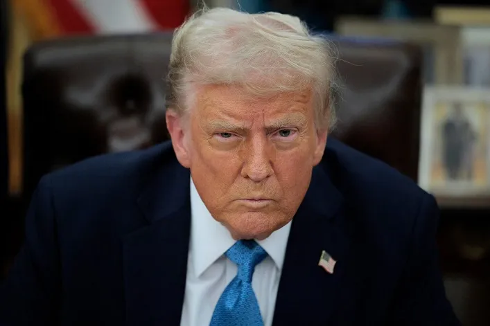 Трамп угрожает санкциями из-за действий Путина в отношении Украины