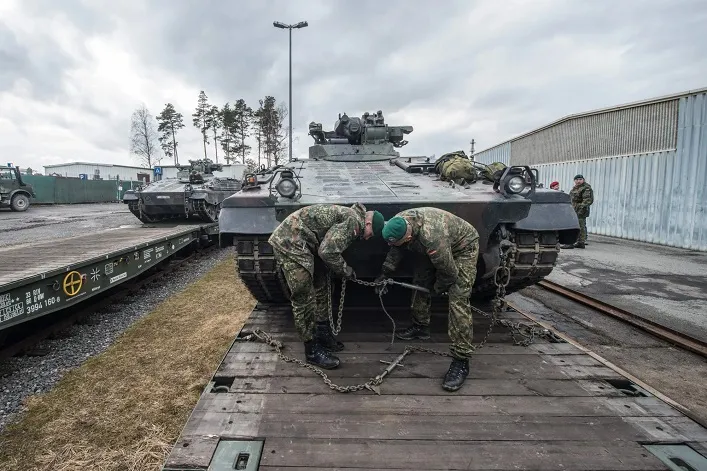 Украина лидирует в мире по импорту оружия из-за агрессии России