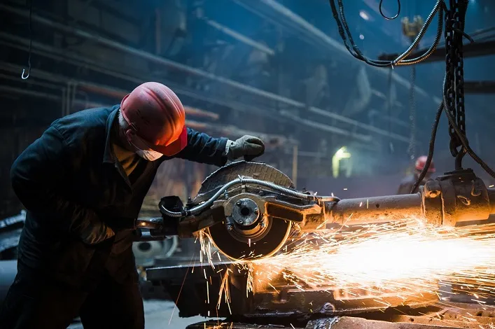 Промышленное производство в Украине снизилось на 6,1% в 2025 году