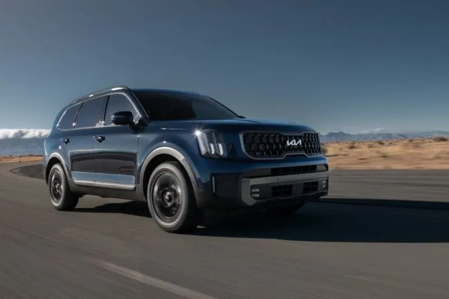 Top 10 Crossovers of 2025: The Best Models According to Experts