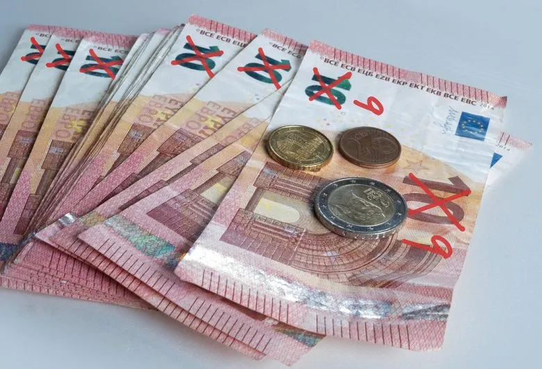 Як девальвація впливає на особисті фінанси