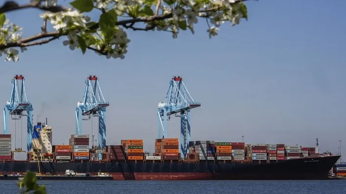 Ukrainian Exports Decreased by 4.2% in the First Half of 2025