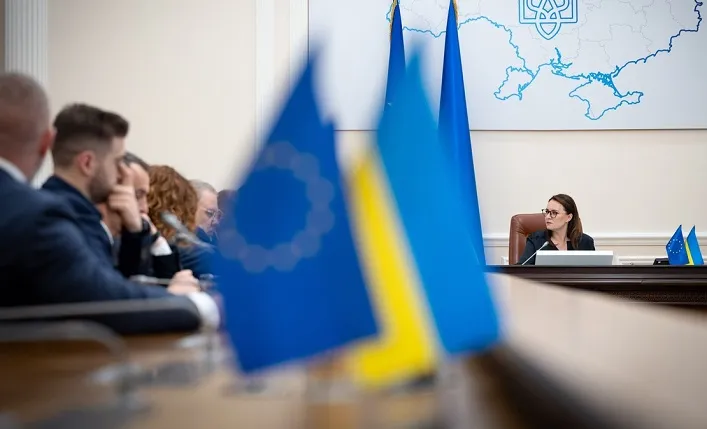Кабмин утвердил проект государственного бюджета Украины на 2026 год: ключевые показатели и приоритеты