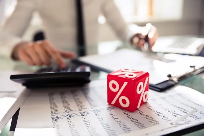 НБУ оставил учетную ставку на уровне 15,5% и снизил прогноз ВВП Украины