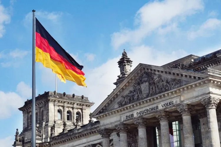 Germany Changes Social Benefits Conditions for Ukrainian Refugees Starting in 2025