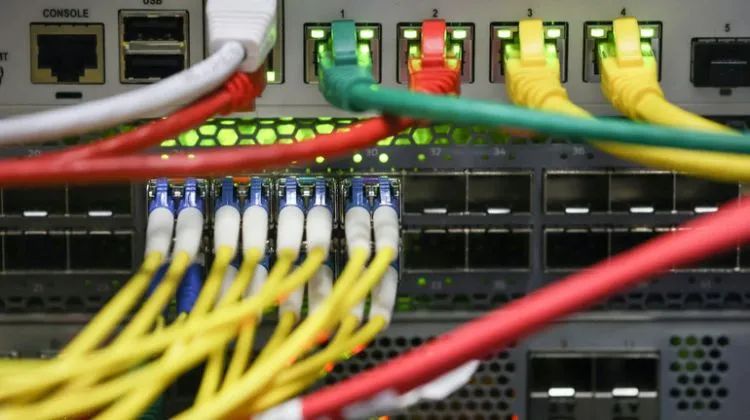 Жители более 10 регионов России сообщили об отсутствии проводного интернета от «Ростелекома»