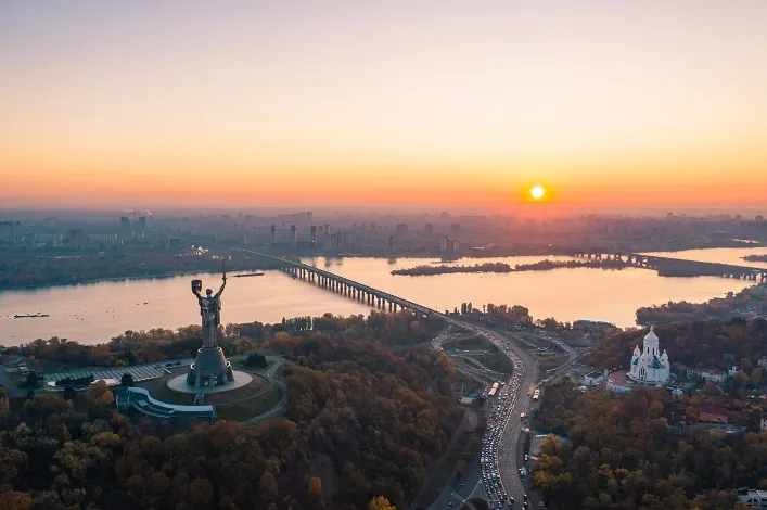 Ukraine Faces Budget Deficit: €70 Billion Support in Question