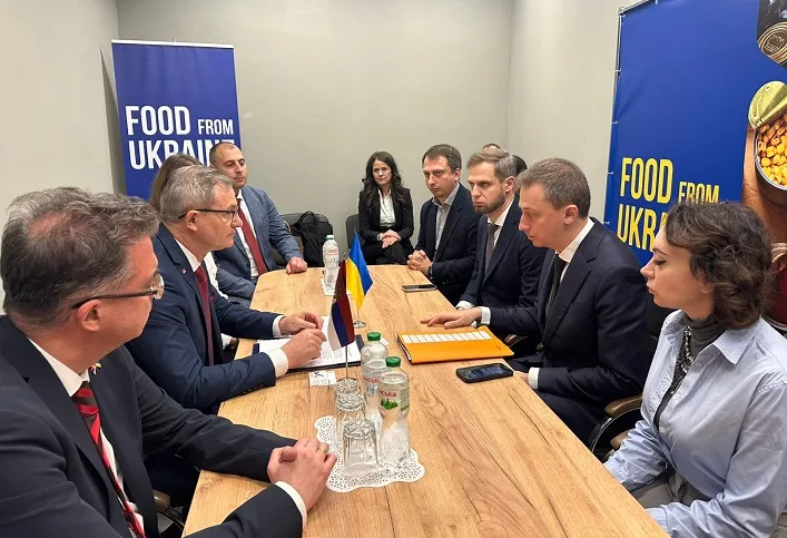 Украина и Сербия планируют создать совместные логистические коридоры для развития торговли