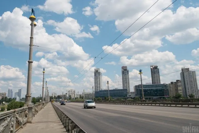 Ученые требуют срочного ремонта моста Патона в Киеве из-за критического состояния