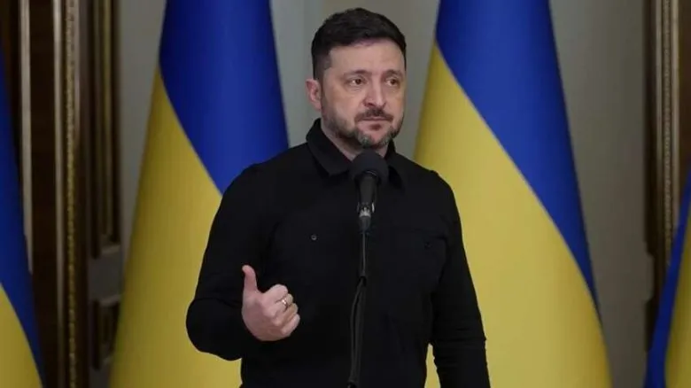 Зеленский ответил Трампу: Украина готова к переговорам, но ждет шагов от России