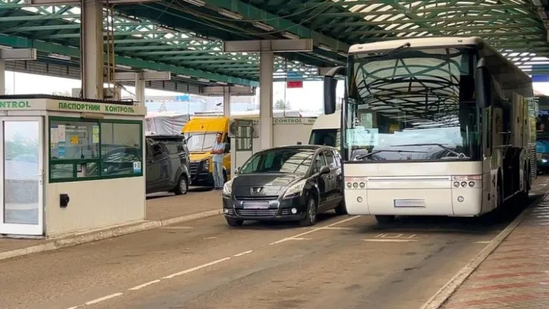 єЧерга впроваджує слотування автобусних перевезень на ще двох напрямках
