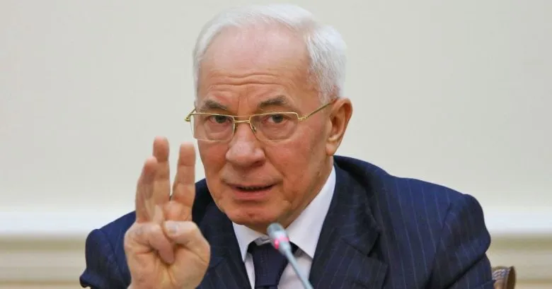 Азаров заявил, что энергетика Украины функционирует благодаря его правительству