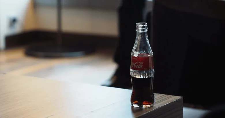 Пивовары создали крепкое вино на основе Coca-Cola: уникальный рецепт алкогольного напитка