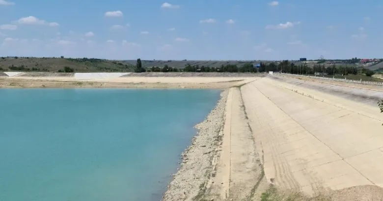 Білогірське і Тайганське водосховища Крыма стремительно мелеют — угроза вододефицита