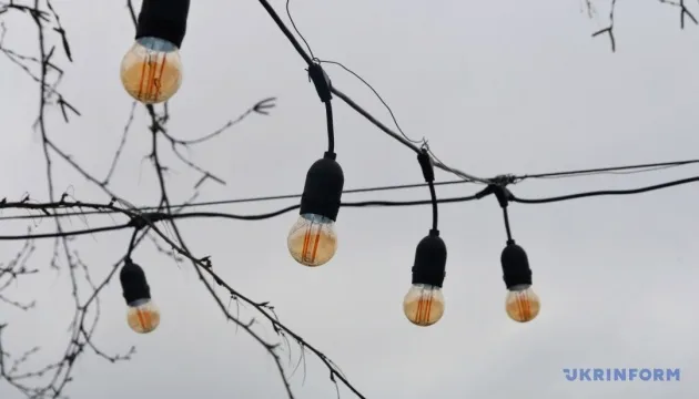 Ukrenergo does not plan power outages on April 28