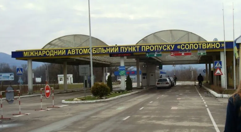 Ограничения движения на пункте пропуска Солотвино – Сигету-Мармацией из-за ремонта моста продлены до мая 2026