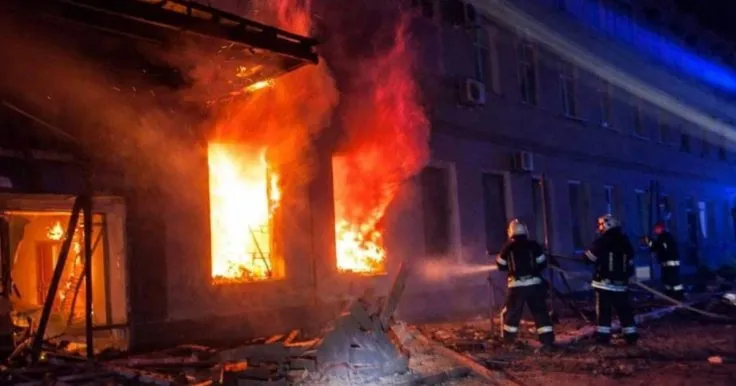 Внаслідок атаки дронами по Одесі постраждали 13 осіб та пошкоджено житлові будинки