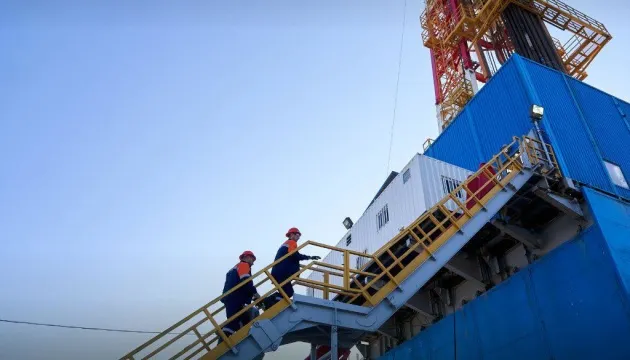 Укрнафта та Укргазвидобування пробурили нову газову свердловину глибиною 5681 м
