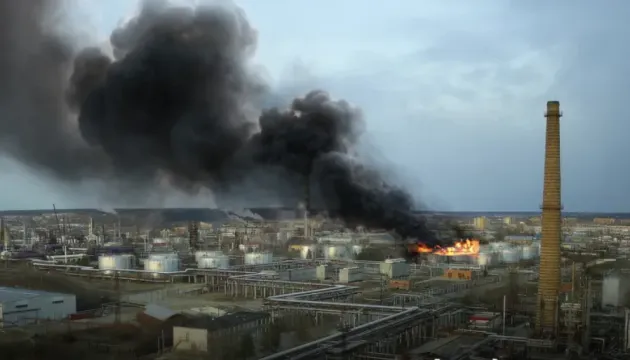 Украинские дроны нанесли рекордное количество ударов по нефтяной инфраструктуре России в апреле