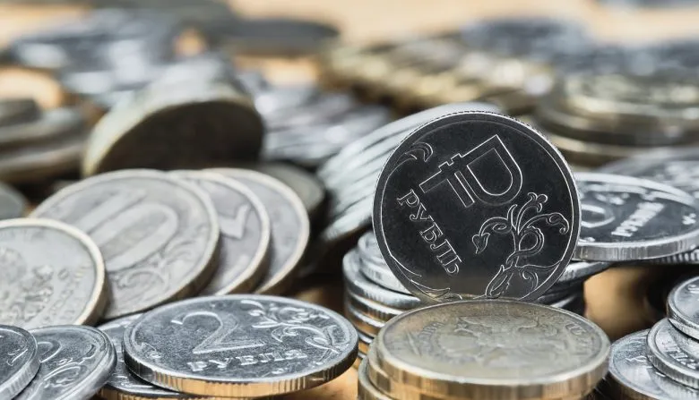 Real Inflation in Russia May Reach 15%: Experts Point to Economic Risks