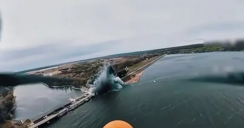 Russian Federation Attacks Pechenizka Dam with Six Air Bombs: No Damage Reported