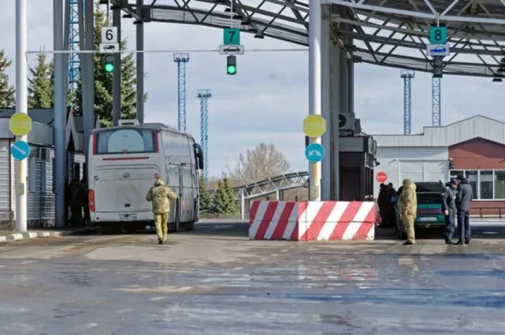 Система єЧерга будет автоматически проверять страхование перевозчиков на границе
