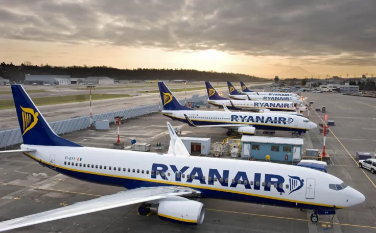 Ryanair changes baggage policy and increases employee rewards