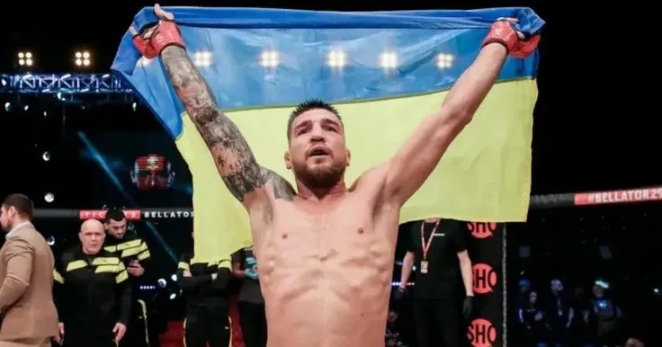 Ярослав Амосов одержал вторую победу в UFC, победив Хоэля Альвареса
