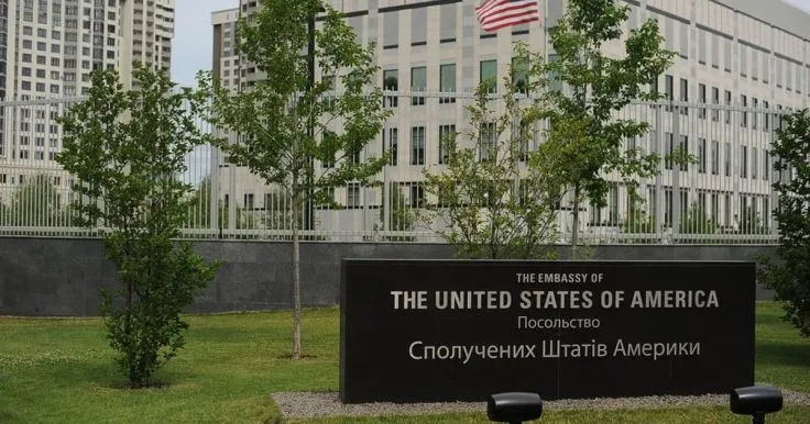 Посольство США в Киеве предупредило о возможности воздушного удара по Украине