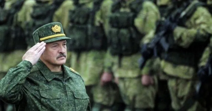 Лукашенко сообщил о подготовке к войне и точечной мобилизации в Беларуси