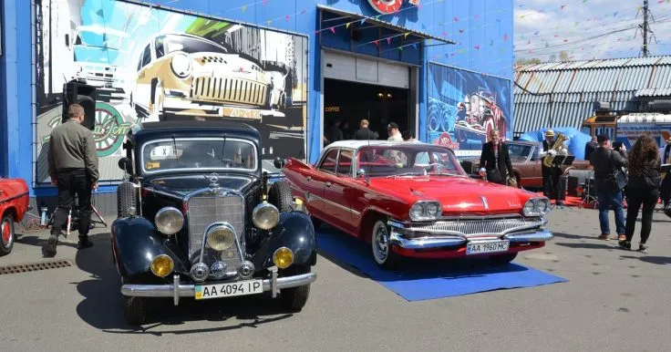 Фестиваль Old Car Land 2026 в Киеве: уникальные американские и винтажные Mercedes
