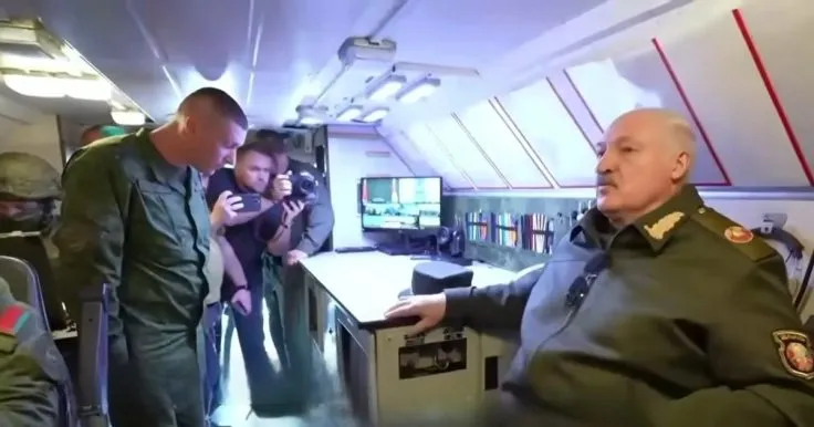 Россия усиливает контроль над военной инфраструктурой Беларуси: риски вторжения остаются