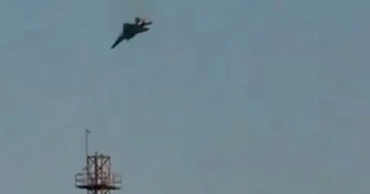 Американского пилота F-15E дважды сбили во время войны в Иране