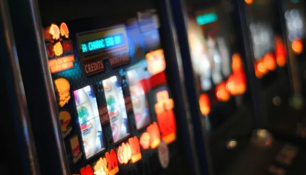 В Украине запретили казино Favbet и Billionaire из-за связей с россией