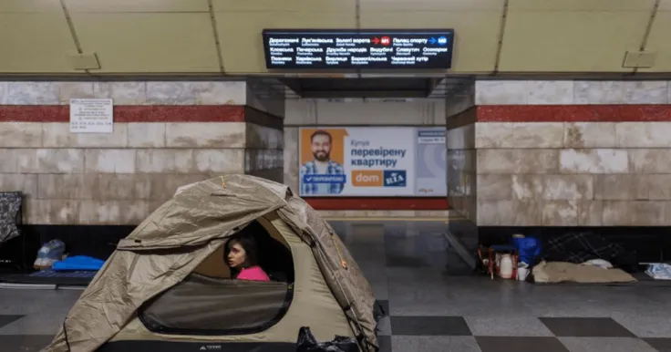 Какие проблемы возникают из-за палаток в киевском метро во время тревог