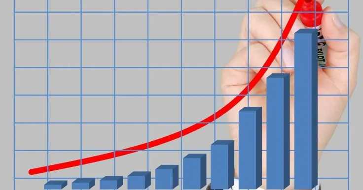 Інфляція у ЄС зросла до 3,2%: вплив на ціни та валюту в Україні